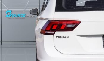 
										2020 Volkswagen Tiguan Carplay full									